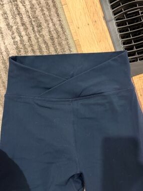 Alphalete cross front waist leggings in navy